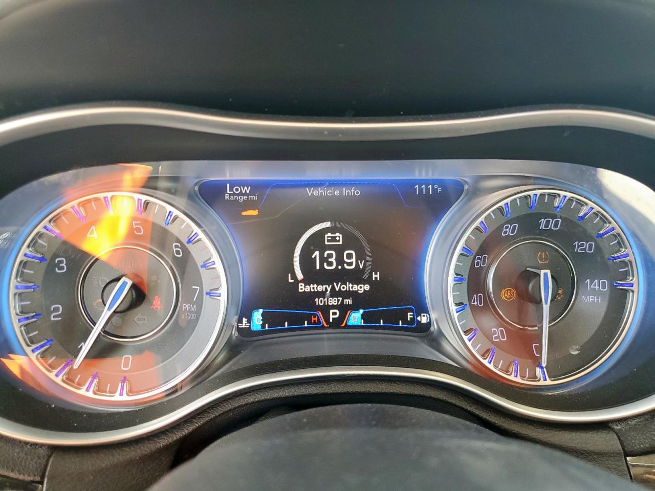 2015 Chrysler 300 Limited VIN: 2C3CCAAG1FH891656 Lot: 84178145