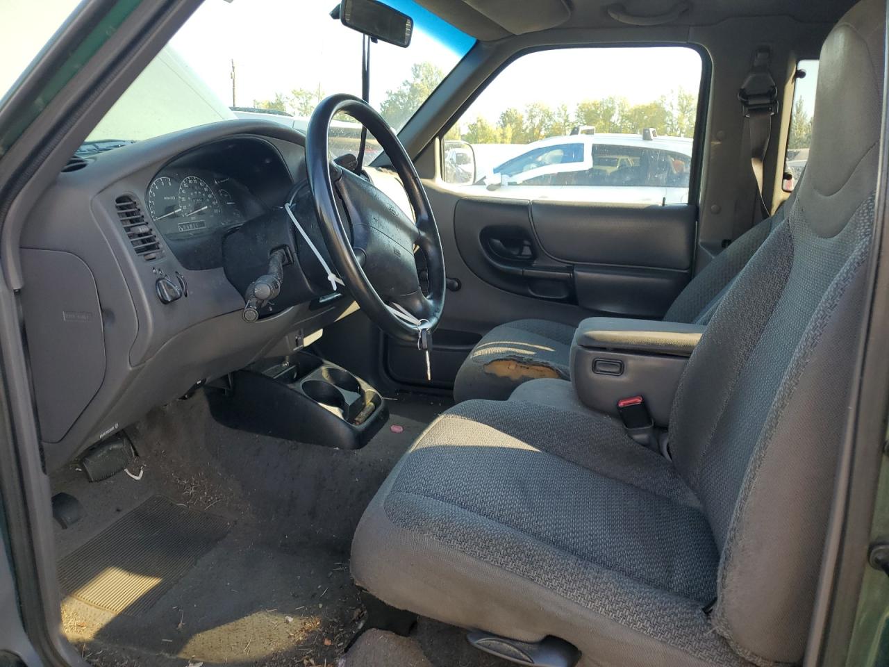 1999 Ford Ranger Super Cab VIN: 1FTZR15V2XTA75590 Lot: 81501975