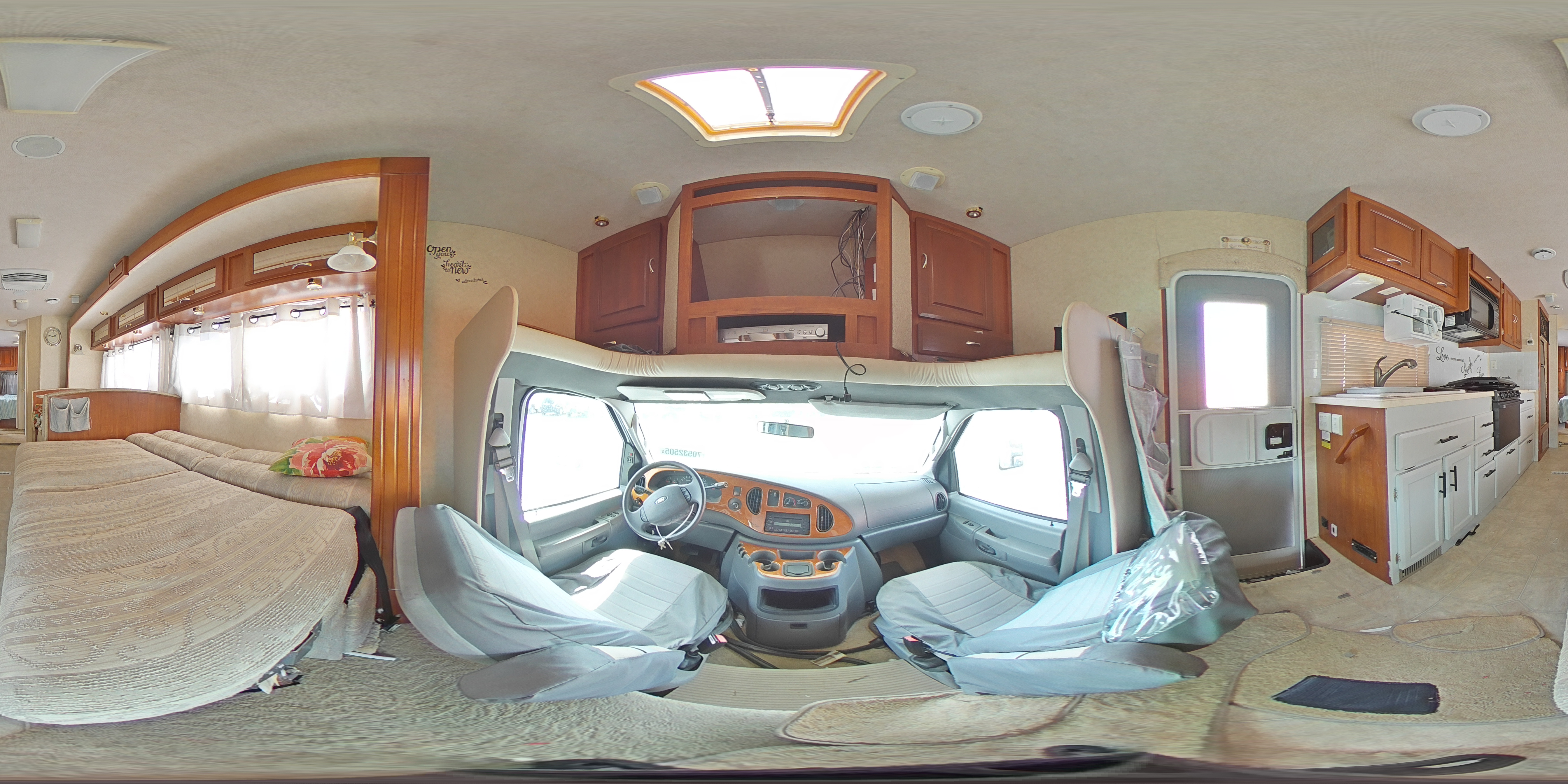 2004 Ford Econoline E450 Super Duty Cutaway Van VIN: 1FDXE45S74HB10063 Lot: 70532505
