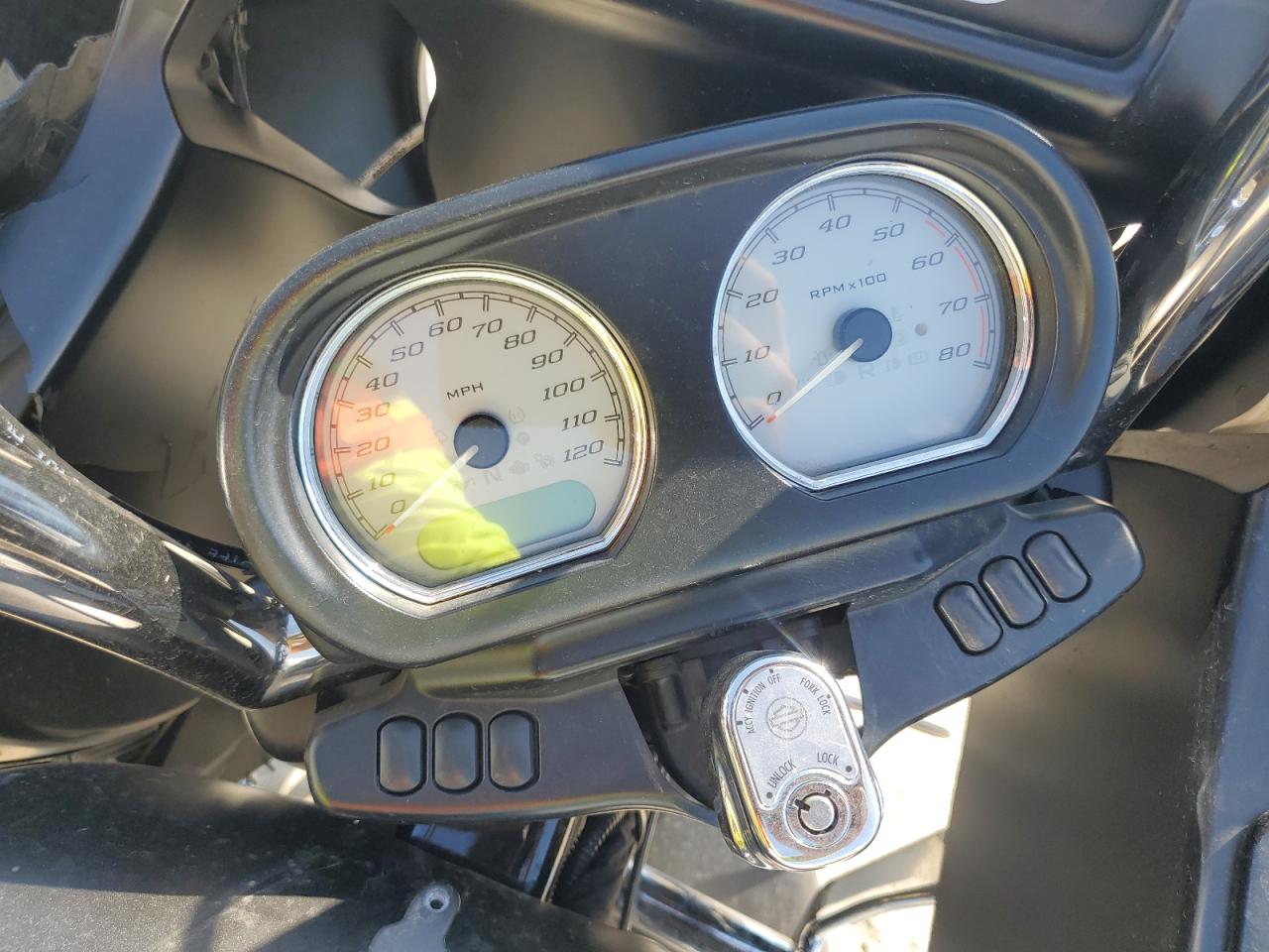 2020 Harley-Davidson Fltrx VIN: 1HD1KHC2XLB656983 Lot: 81847375