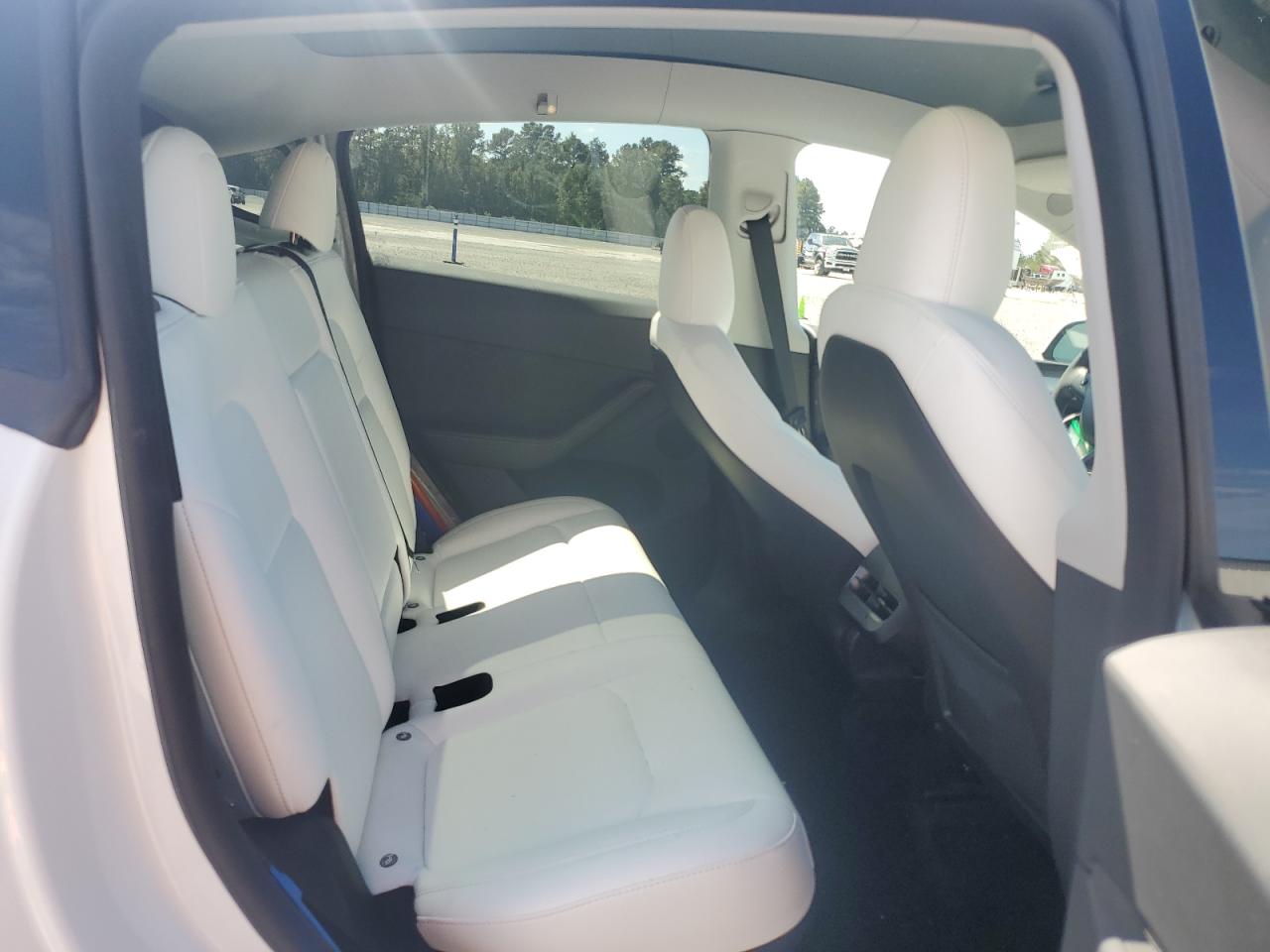 2023 Tesla Model Y VIN: 7SAYGDEE9PA146807 Lot: 81360035