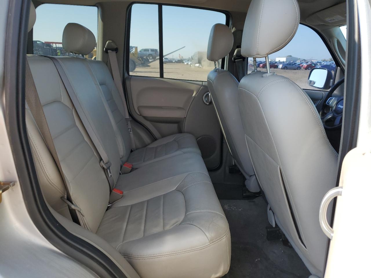 2004 Jeep Liberty Limited VIN: 1J4GL58K34W298677 Lot: 71224265