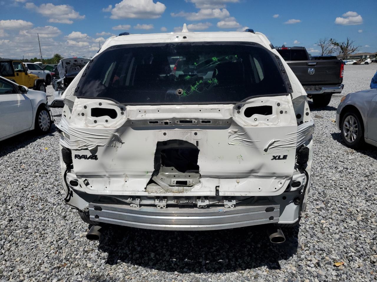 2023 Toyota Rav4 Xle VIN: 2T3W1RFV1PW280466 Lot: 82115865