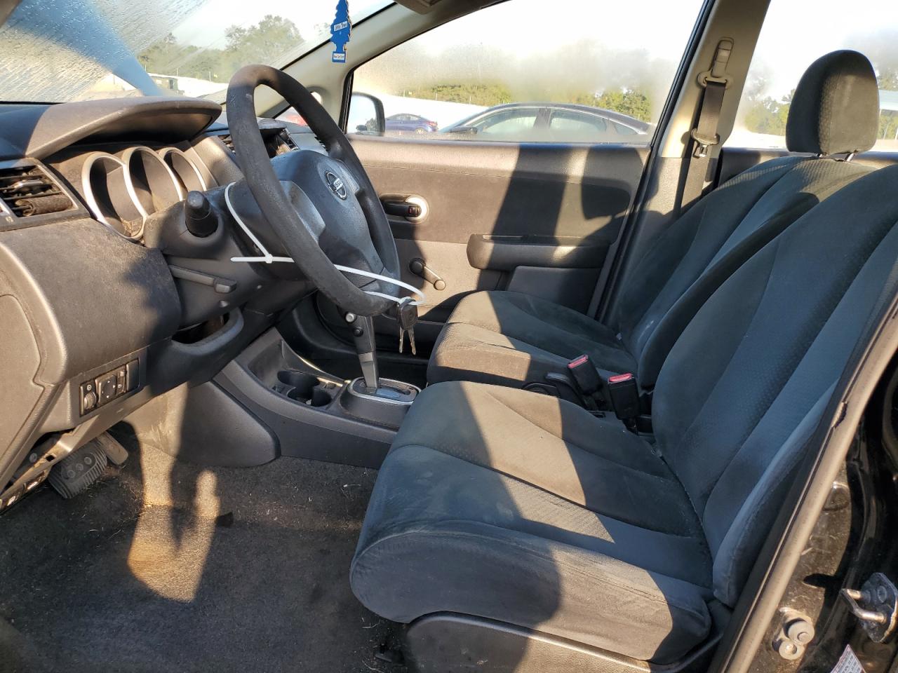 2010 Nissan Versa S VIN: 3N1BC1CP0AL415261 Lot: 81632665