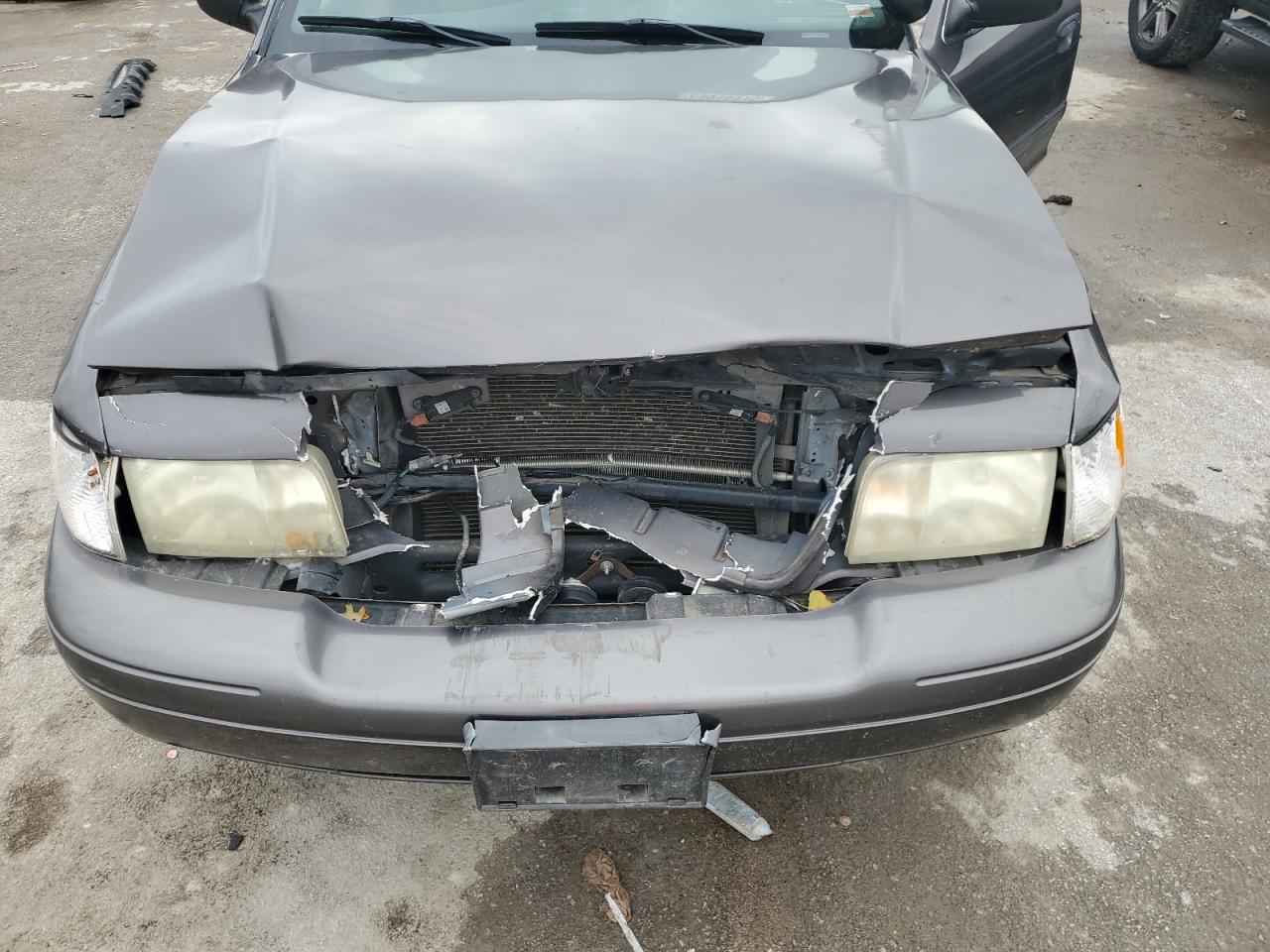 2009 Ford Crown Victoria Police Interceptor VIN: 2FAHP71V19X137566 Lot: 83948915