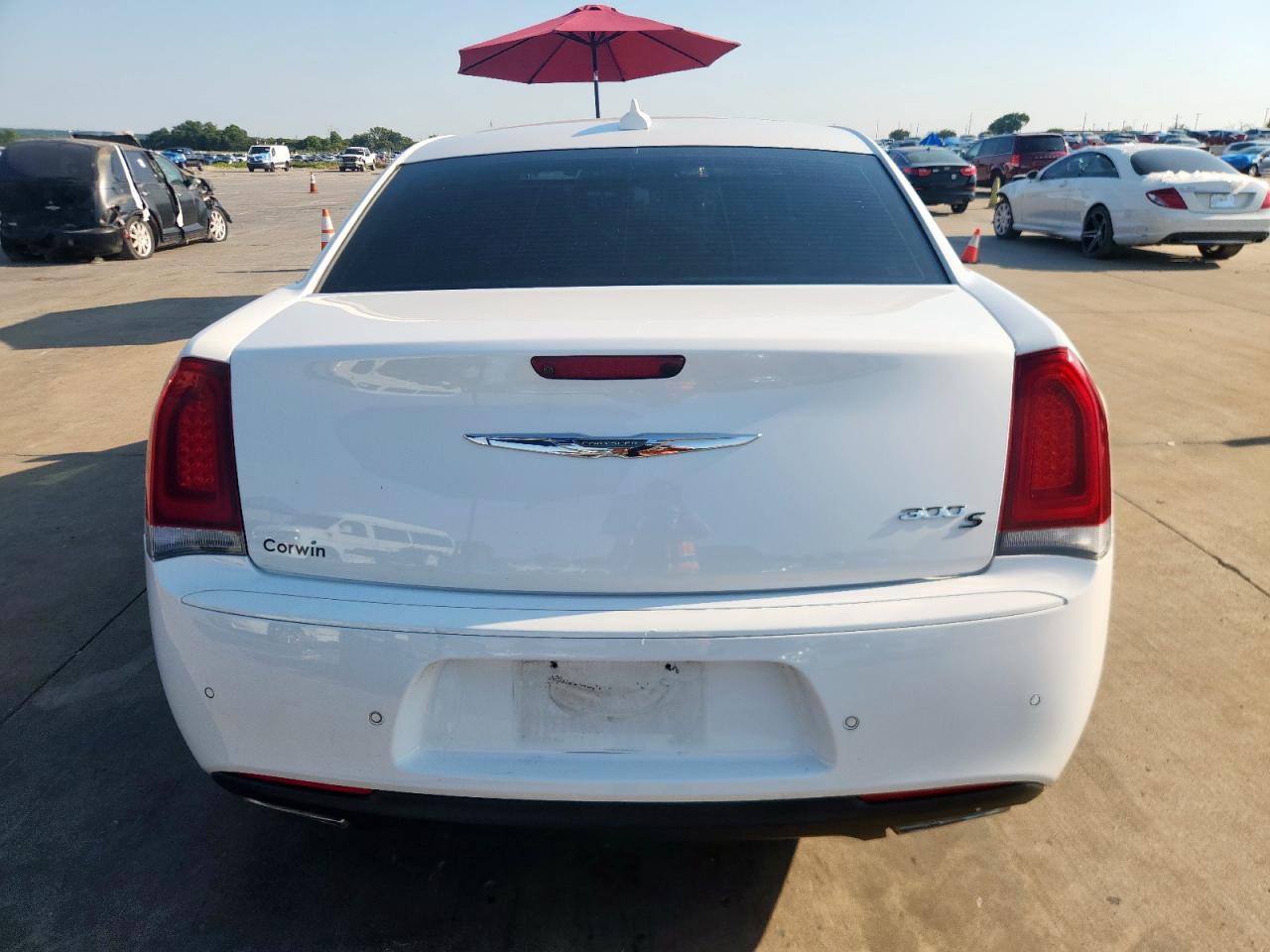 2018 Chrysler 300 S VIN: 2C3CCABG6JH296387 Lot: 71117865