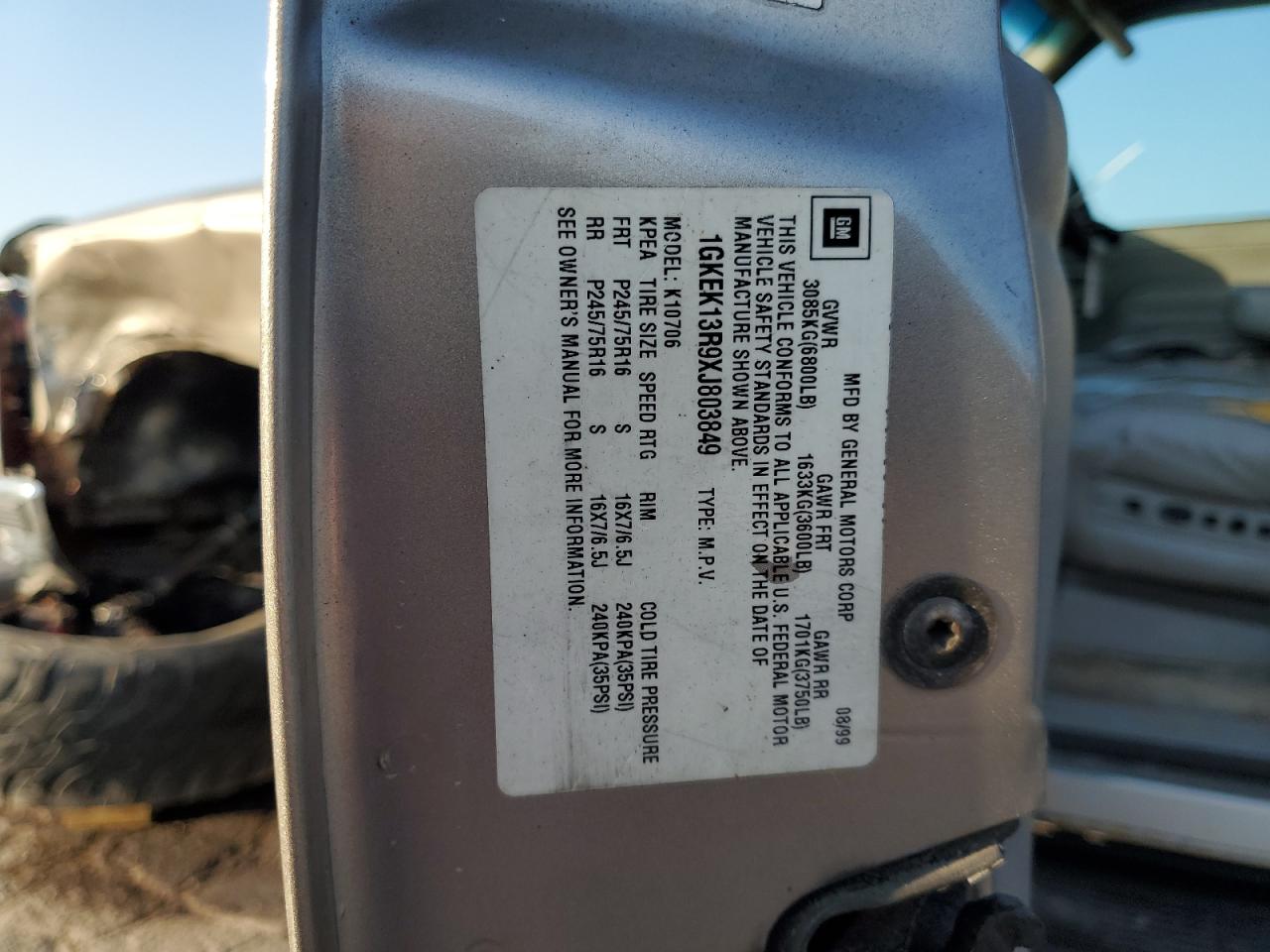 1999 GMC Yukon VIN: 1GKEK13R9XJ803849 Lot: 69962255