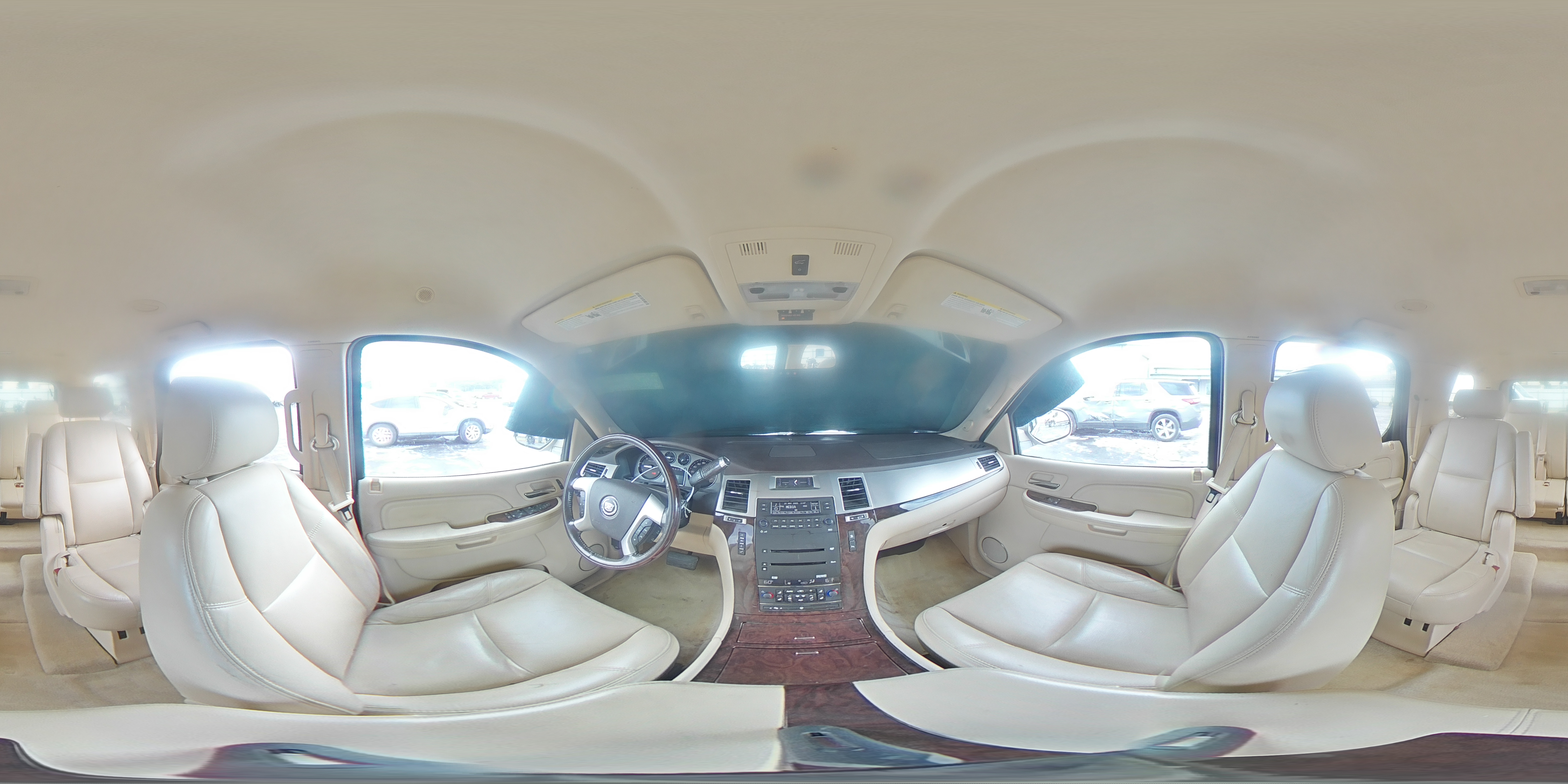 2007 Cadillac Escalade Luxury VIN: 1GYEC63897R270670 Lot: 81708225