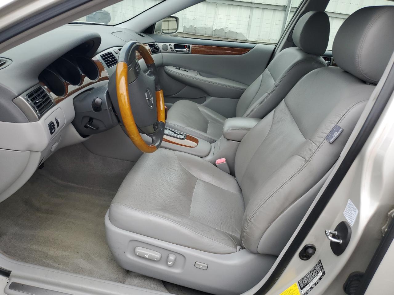 2005 Lexus Es 330 VIN: JTHBA30G055075388 Lot: 81725305