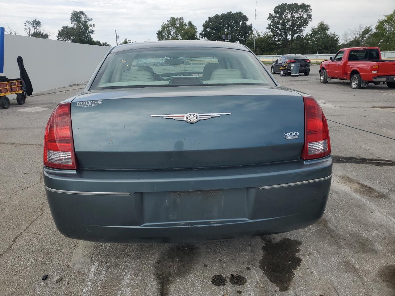2005 Chrysler 300 Touring VIN: 2C3AA53GX5H153516 Lot: 71633855