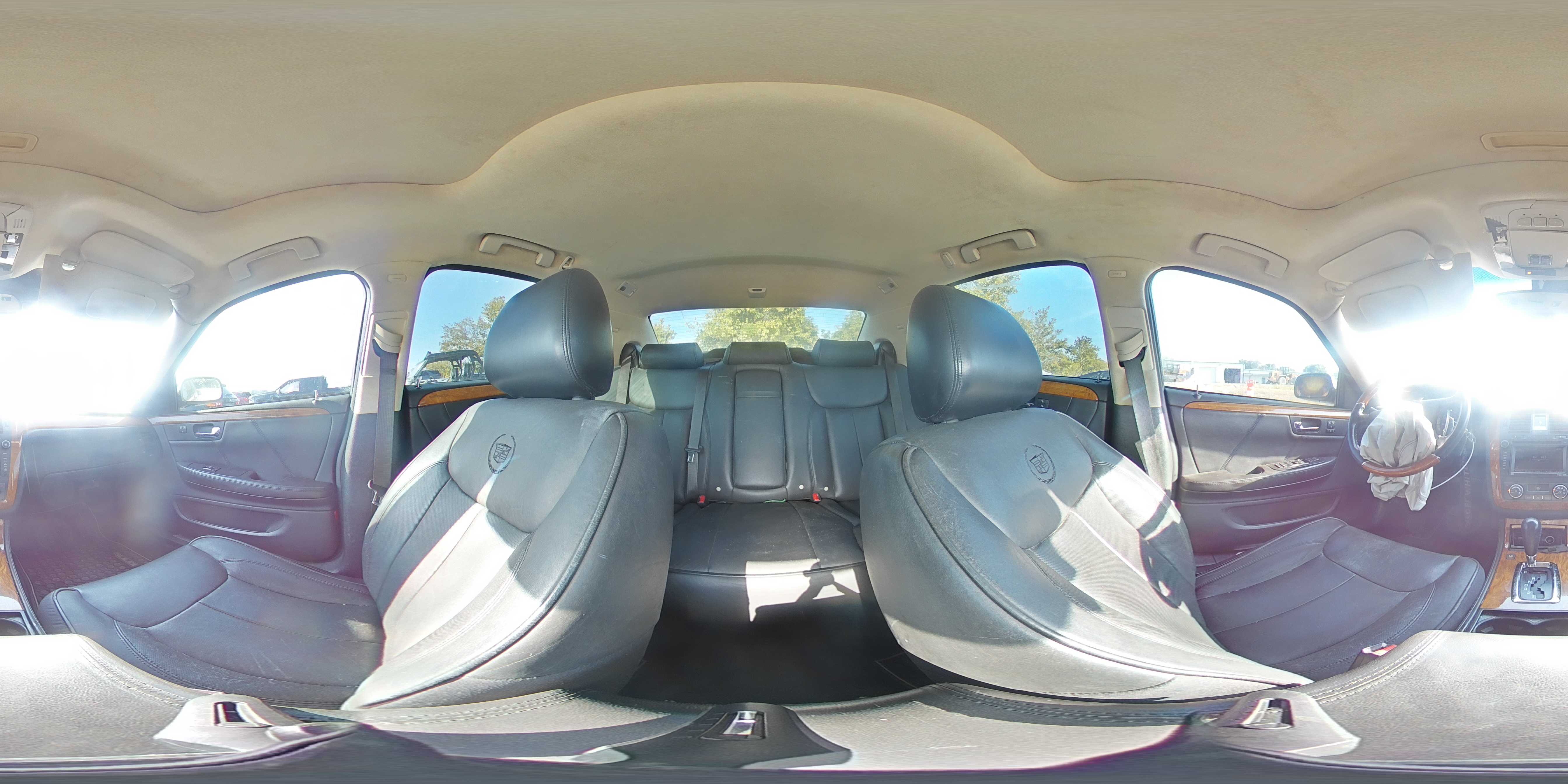 2011 Cadillac Dts Platinum VIN: 1G6KP5ES2BU105584 Lot: 80700205