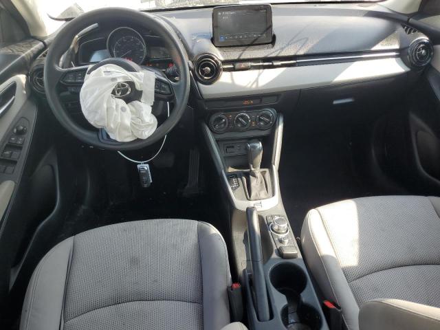  TOYOTA YARIS 2019 Srebrny