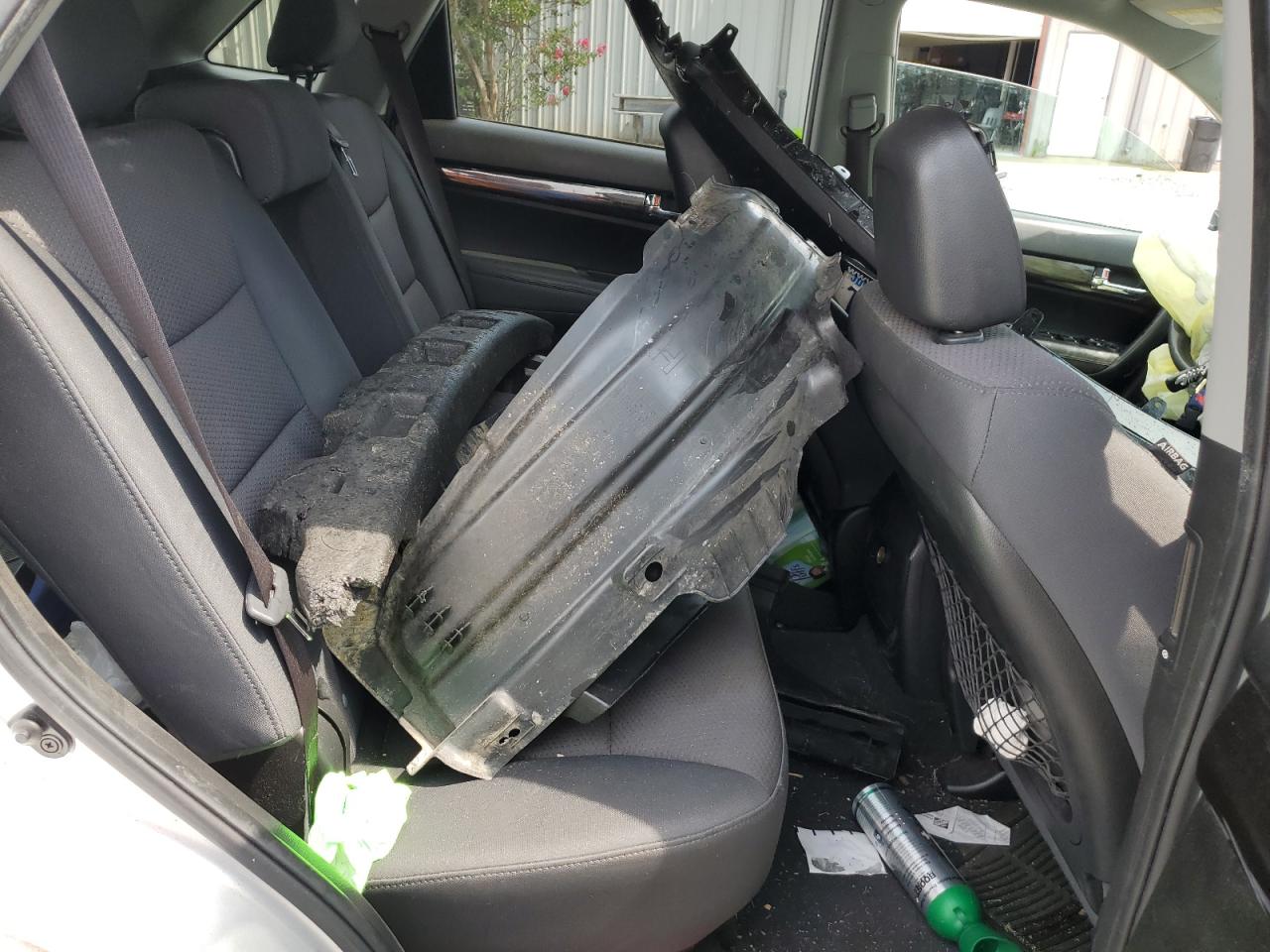 2011 Kia Sorento Base VIN: 5XYKT3A16BG105566 Lot: 81494995