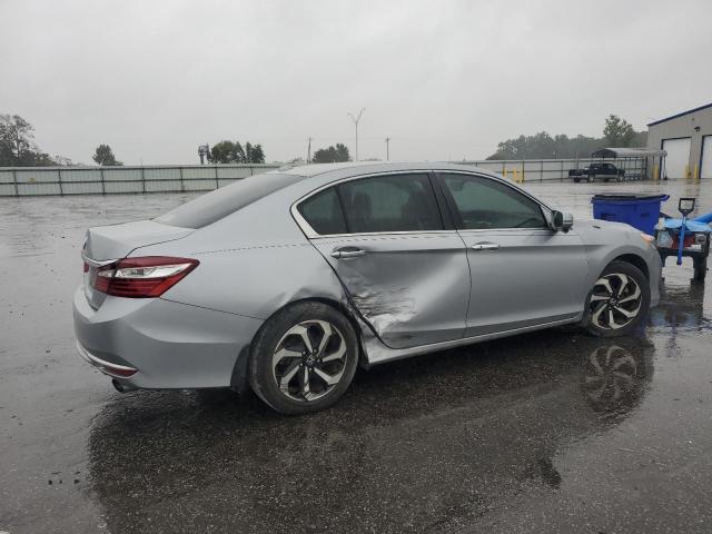 Седаны HONDA ACCORD 2016 Серебристый