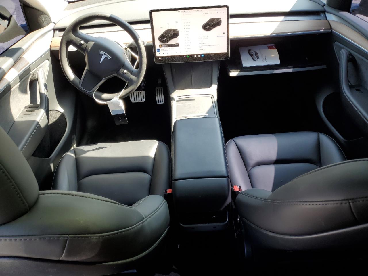 2025 Tesla Model Y VIN: 7SAYGDEF5SF271016 Lot: 71796055