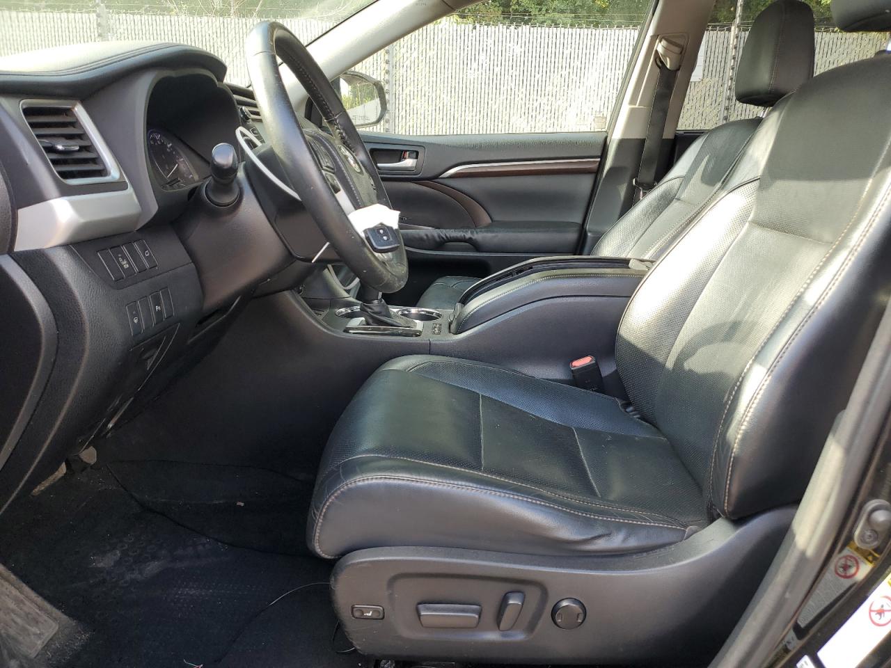 2015 Toyota Highlander Limited VIN: 5TDDKRFH0FS101199 Lot: 71986015