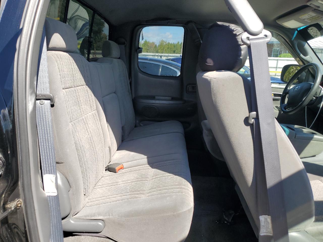 2004 Toyota Tundra Access Cab Sr5 VIN: 5TBBT44124S453705 Lot: 80667205