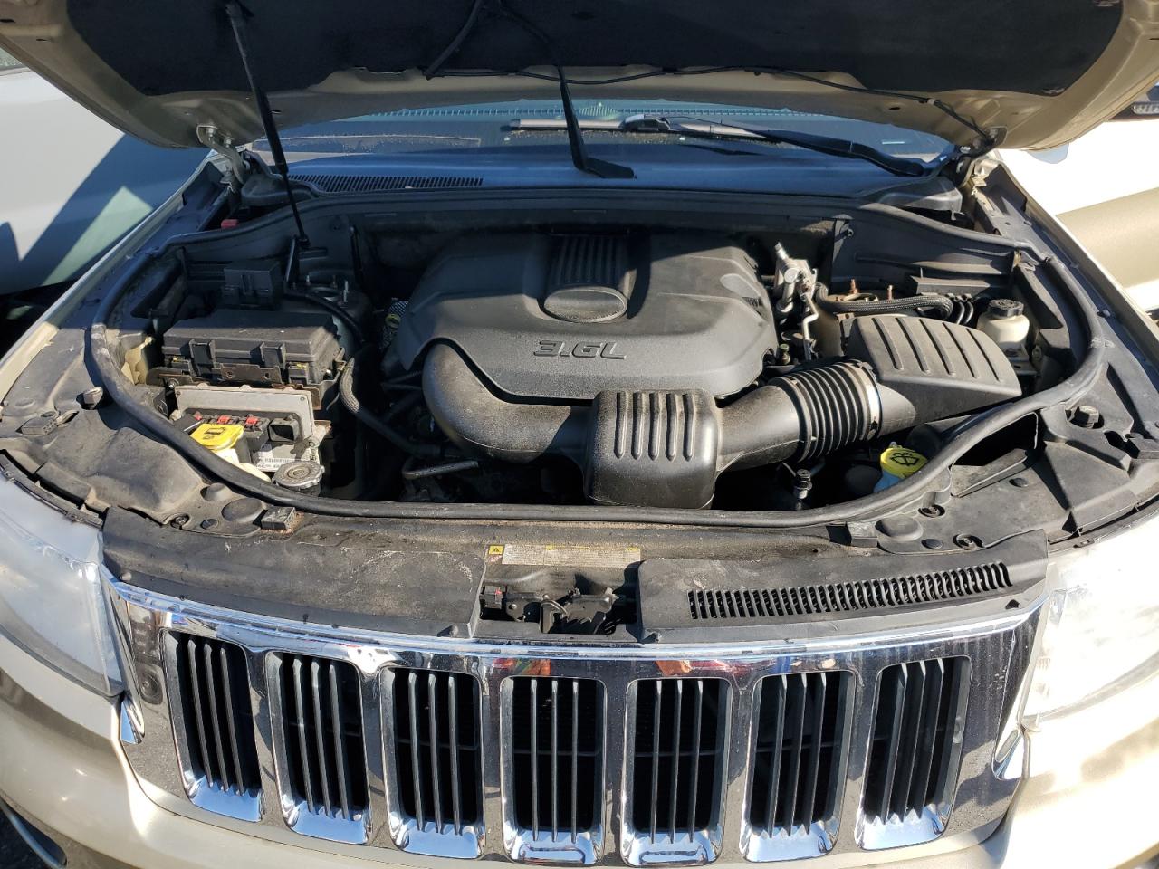 2011 Jeep Grand Cherokee Limited VIN: 1J4RR5GG0BC580326 Lot: 80355495