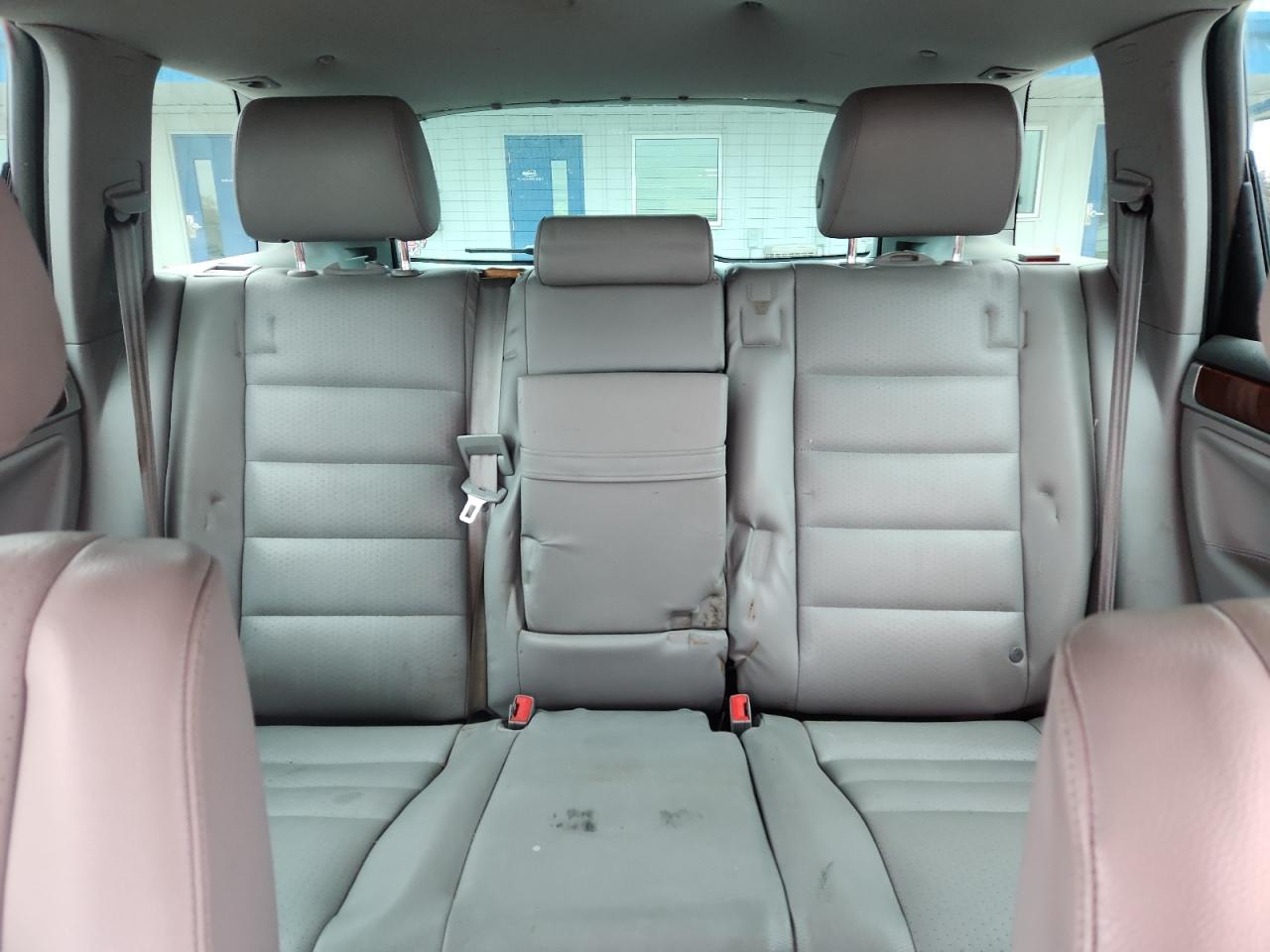 2004 Volkswagen Touareg 3.2 VIN: WVGBC67L24D023910 Lot: 82090745