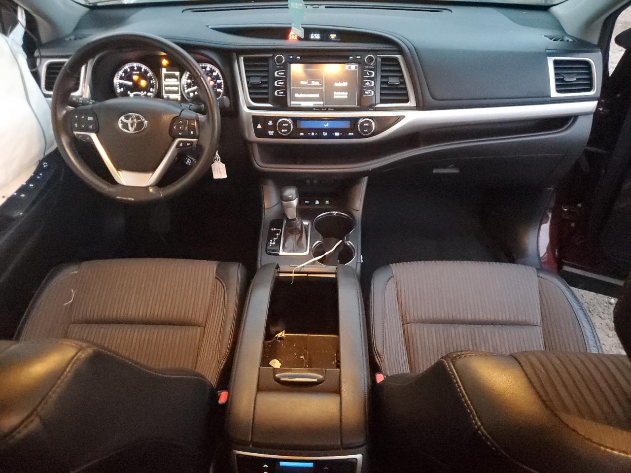 2018 Toyota Highlander Le VIN: 5TDBZRFH3JS897314 Lot: 80324715