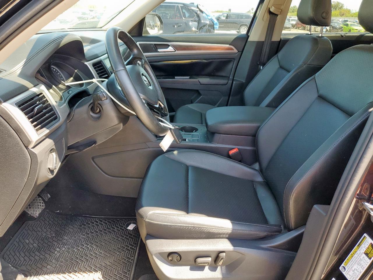 2019 Volkswagen Atlas Se VIN: 1V2WR2CA4KC606000 Lot: 81229645