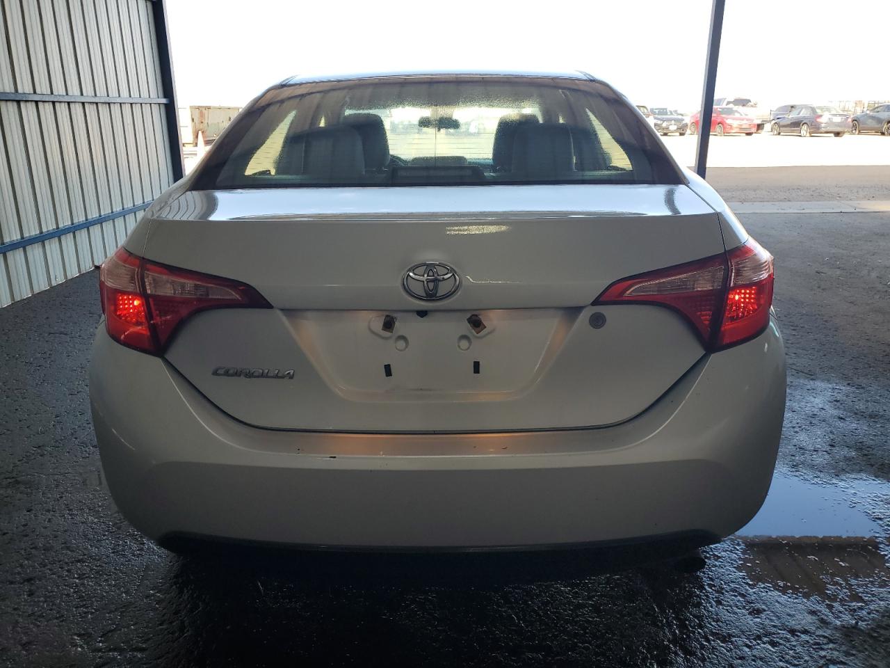 2018 Toyota Corolla L VIN: 2T1BURHE5JC068352 Lot: 70152365