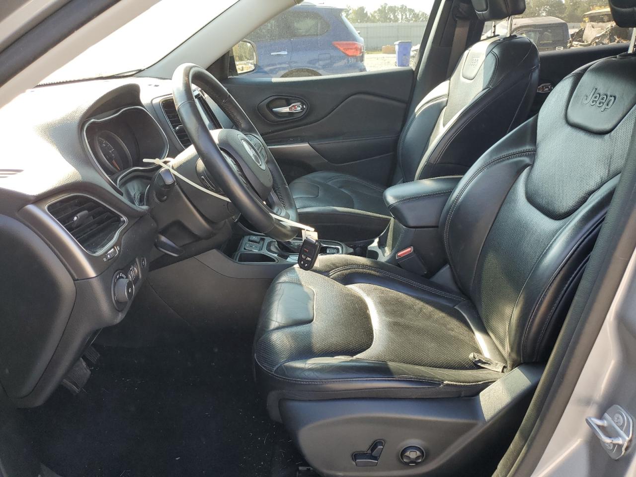 2019 Jeep Cherokee Limited VIN: 1C4PJLDB7KD233121 Lot: 84477045