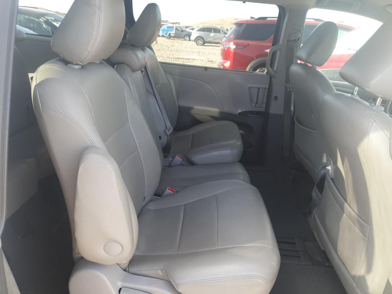 2015 Toyota Sienna Le VIN: 5TDKK3DC8FS611280 Lot: 84606345