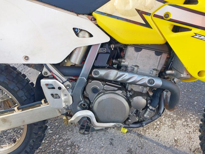 2003 SUZUKI  