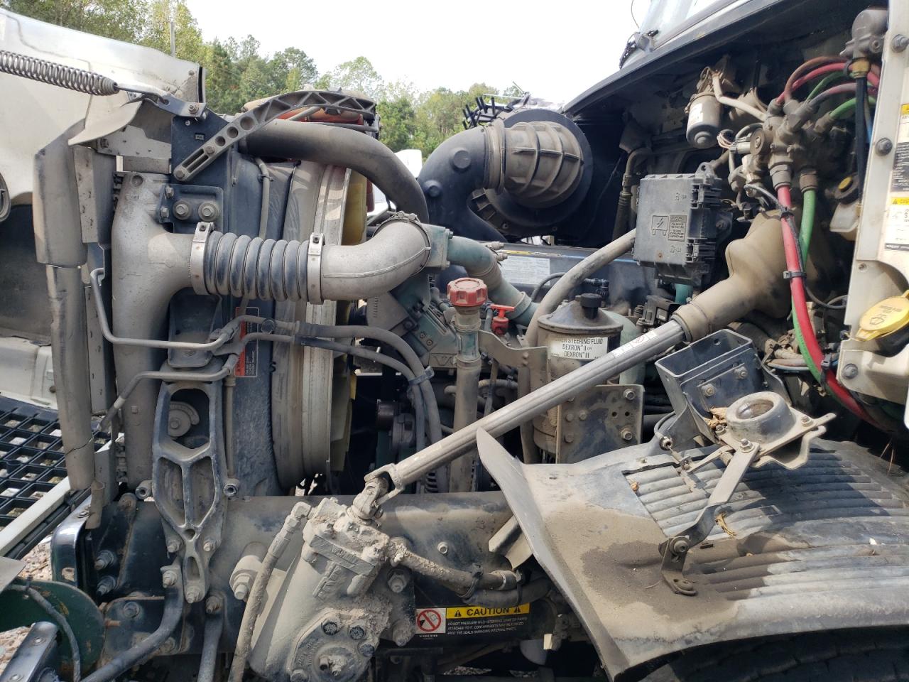 2012 Volvo Vhd Roll-Off Container Truck VIN: 4V5KC9DF8CN560360 Lot: 82049125