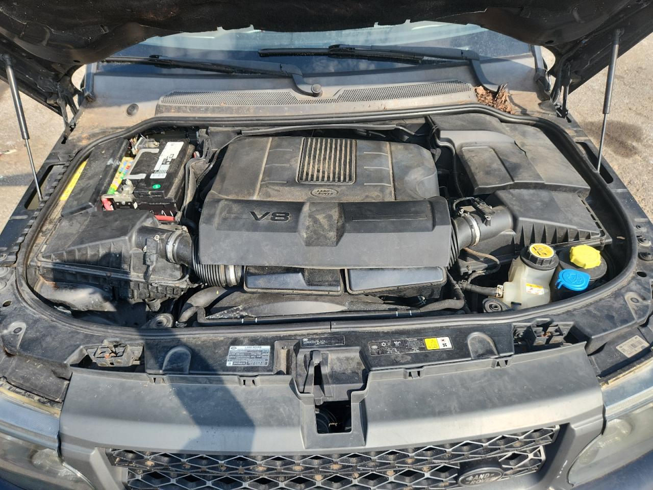 2011 Land Rover Range Rover Sport Lux VIN: SALSK2D46BA713518 Lot: 84159665