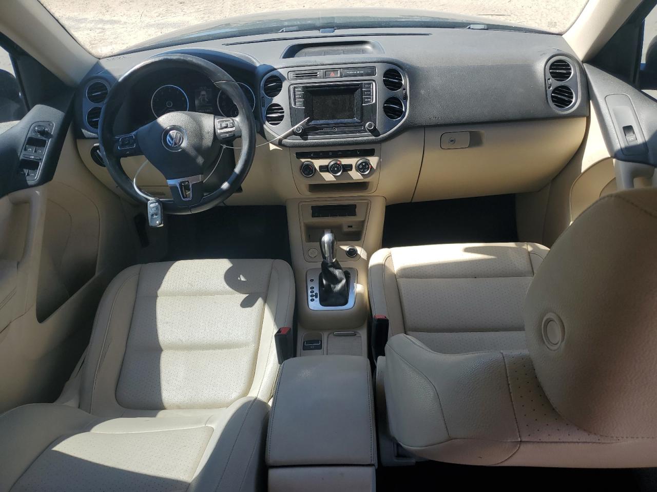 2016 Volkswagen Tiguan S VIN: WVGAV7AX4GW527780 Lot: 71122995