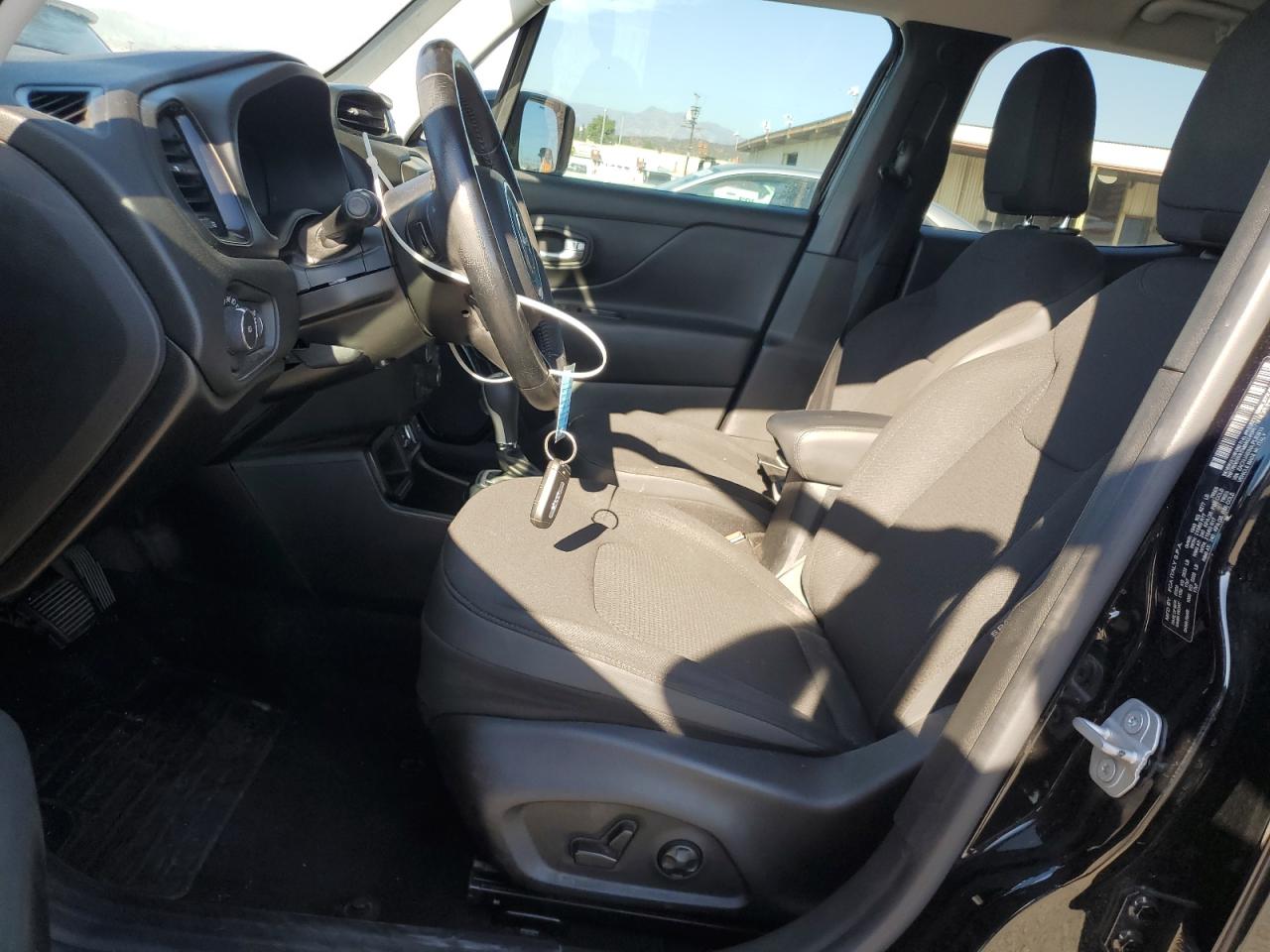 2020 Jeep Renegade Latitude VIN: ZACNJABB9LPL83813 Lot: 81024685