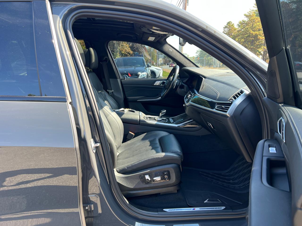 Фото: 5UXCW2C0XN9L30670