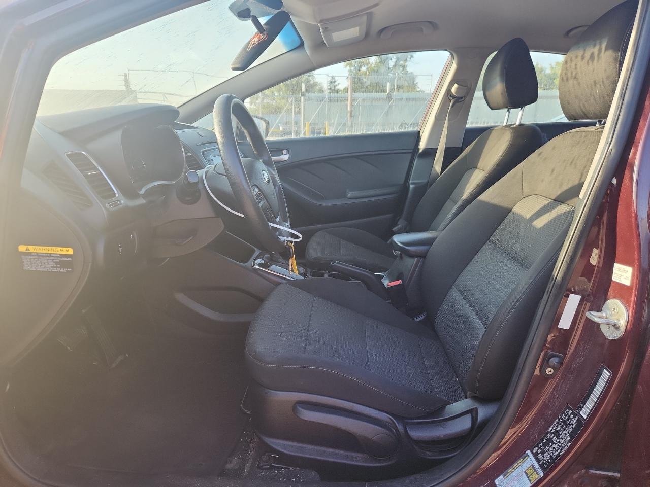 2018 Kia Forte Lx VIN: 3KPFK4A71JE258088 Lot: 81331545