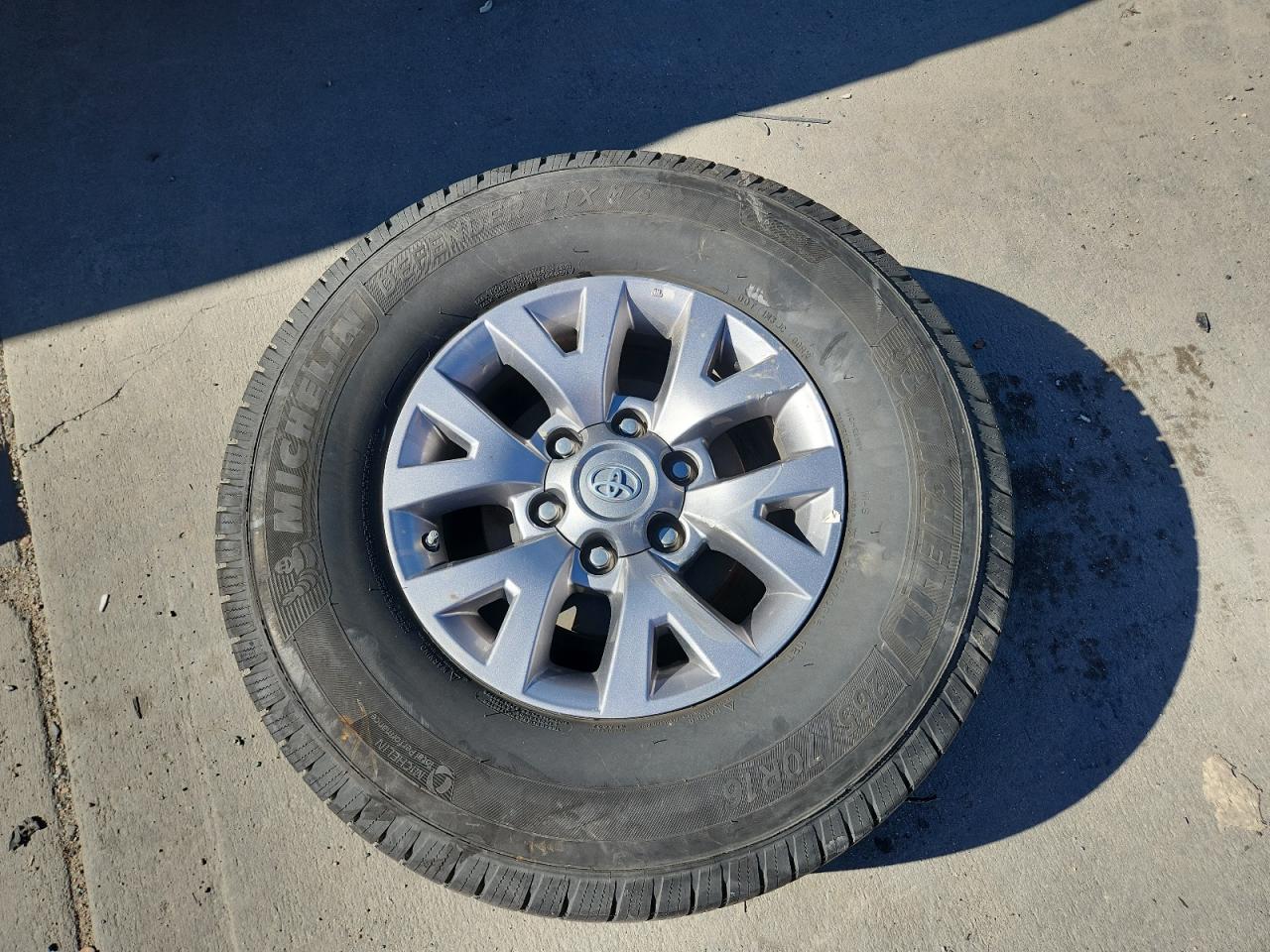 2018 Toyota Tacoma Access Cab VIN: 5TFSZ5ANXJX150728 Lot: 81031265