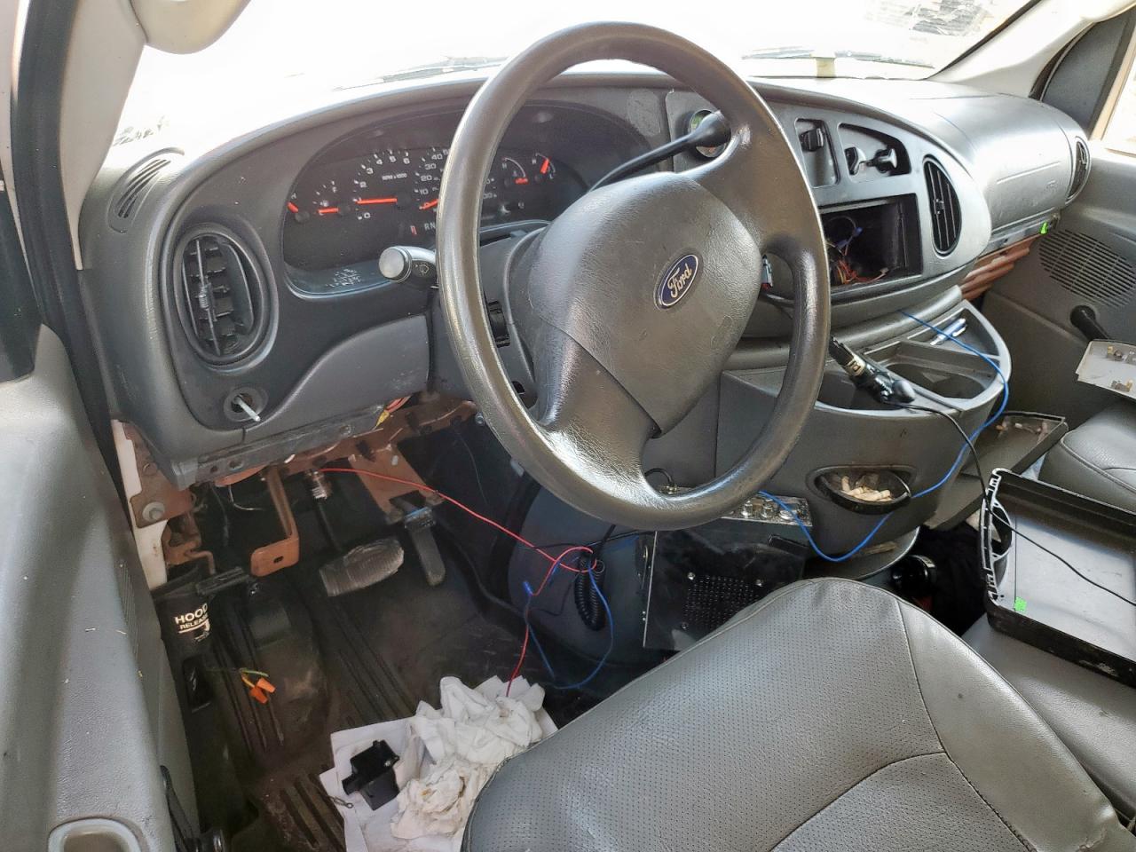 2007 Ford Econoline E450 Super Duty Cutaway Van VIN: 1FDXE45S77DB23942 Lot: 71986435