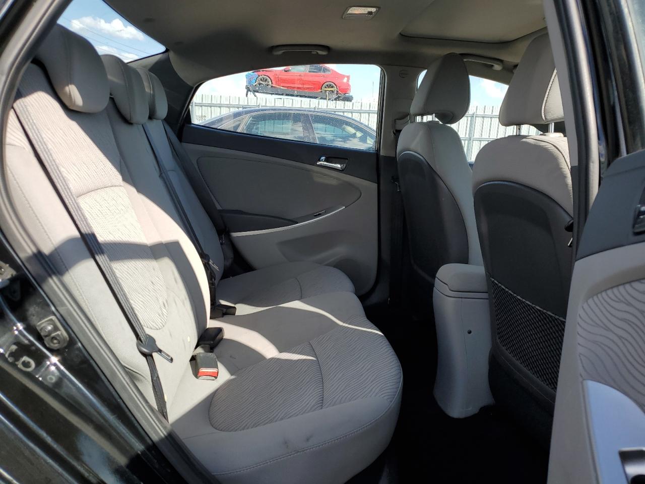 2014 Hyundai Accent Gls VIN: KMHCU4AE0EU631037 Lot: 71588985