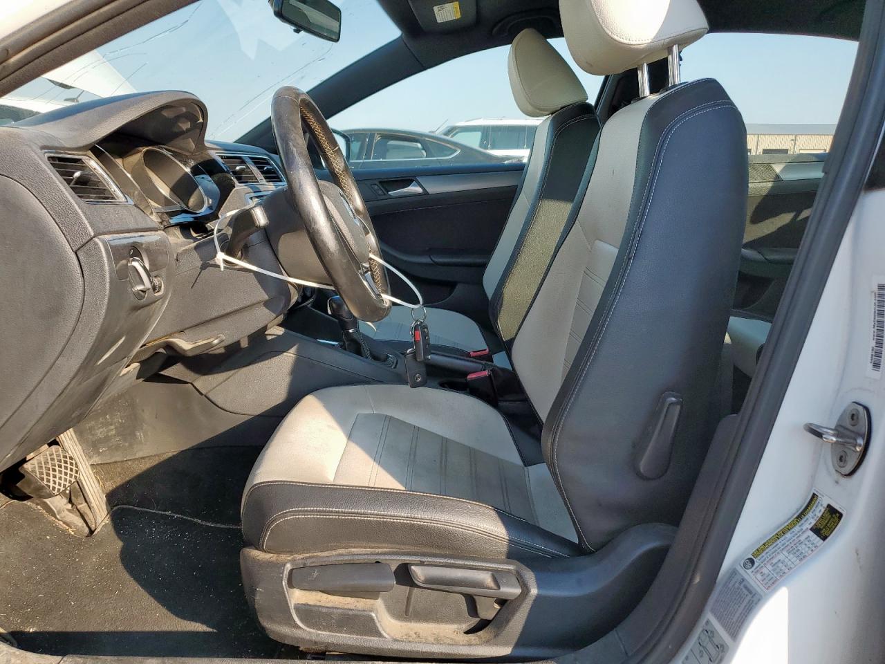 2016 Volkswagen Jetta Sport VIN: 3VWD17AJ9GM339942 Lot: 80926405