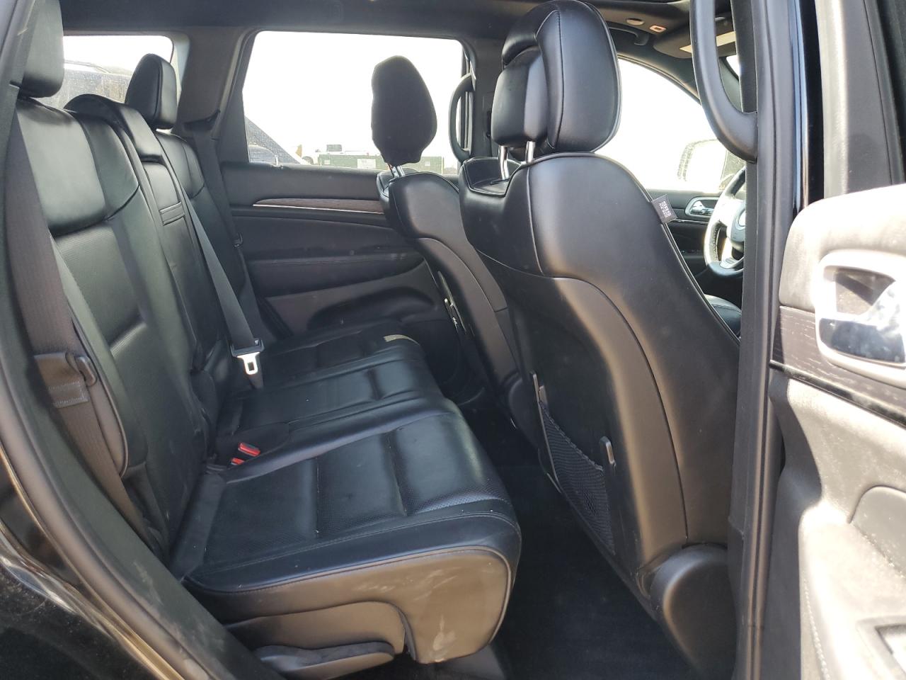 2018 Jeep Grand Cherokee Overland VIN: 1C4RJFCG8JC435705 Lot: 71734995