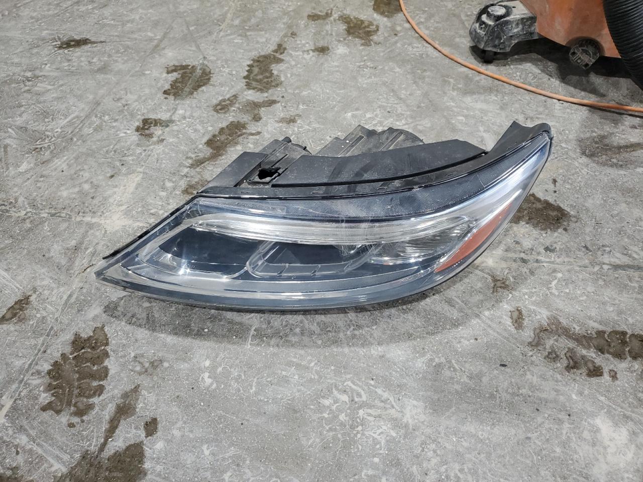 2015 Kia Sorento Lx VIN: 5XYKT3A6XFG583264 Lot: 83795805