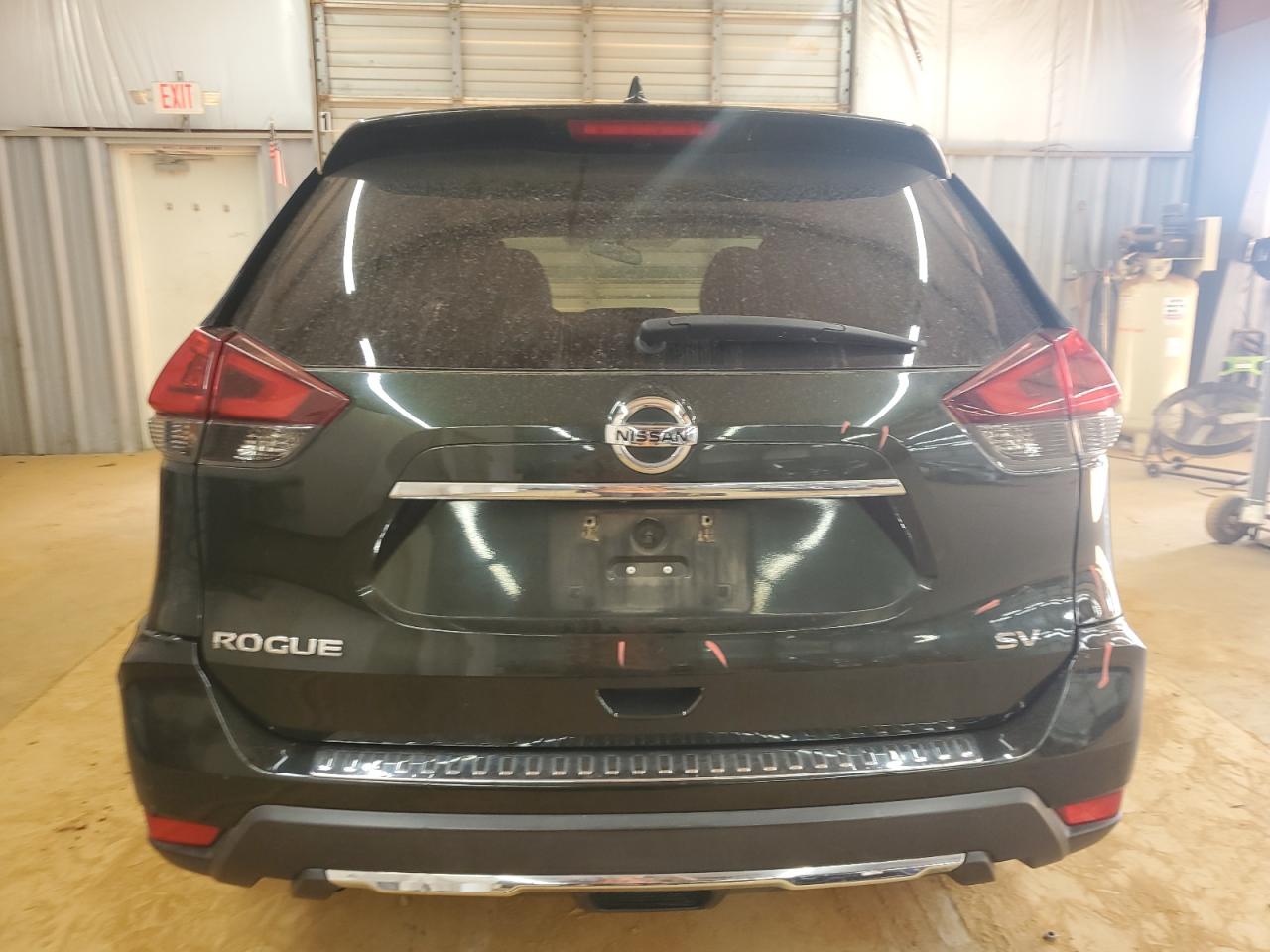 2018 Nissan Rogue S VIN: 5N1AT2MT7JC842180 Lot: 81573515