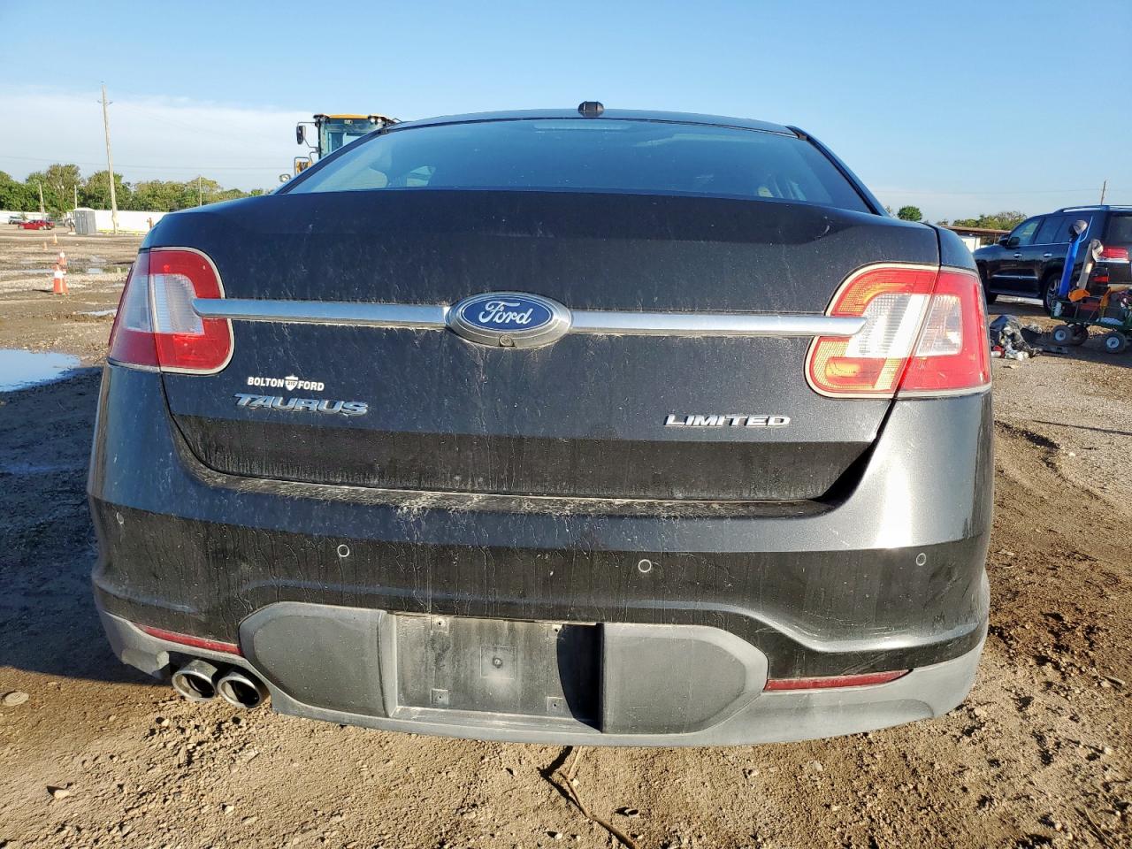 2011 Ford Taurus Limited VIN: 1FAHP2FW6BG116468 Lot: 81024715