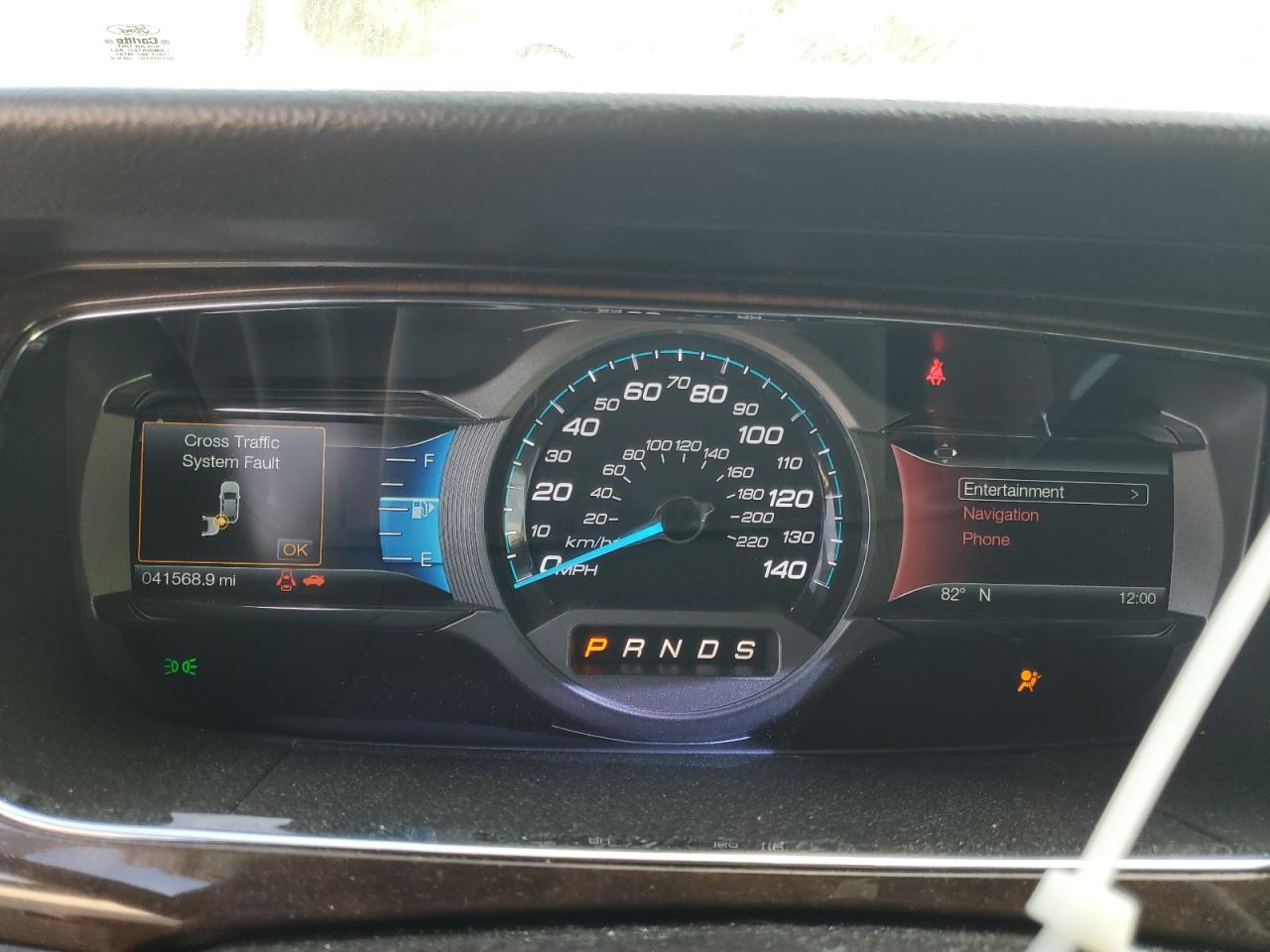 2016 Ford Taurus Limited VIN: 1FAHP2F87GG135877 Lot: 81009885