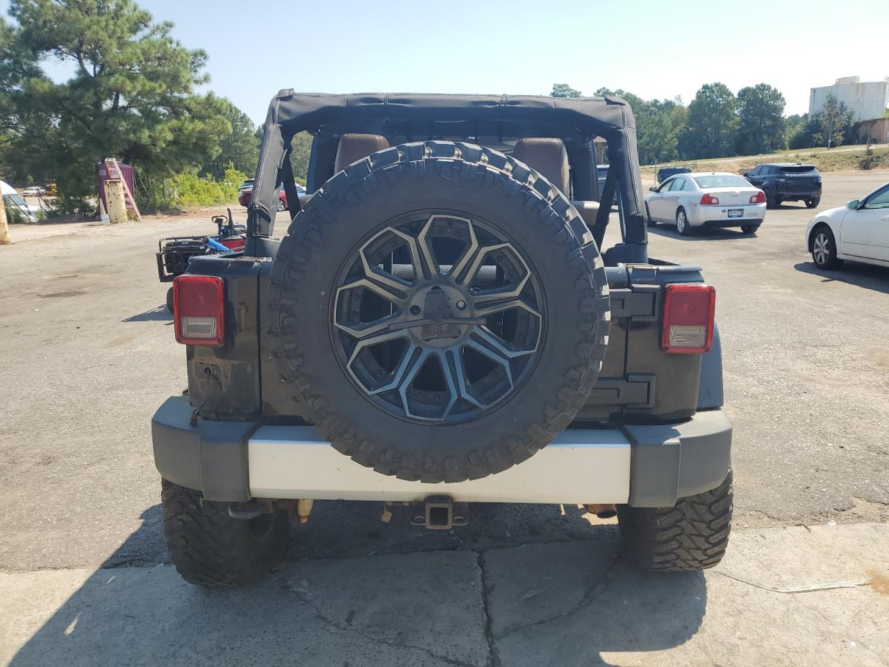 2011 Jeep Wrangler Unlimited Sahara VIN: 1J4HA5H13BL619987 Lot: 71265605