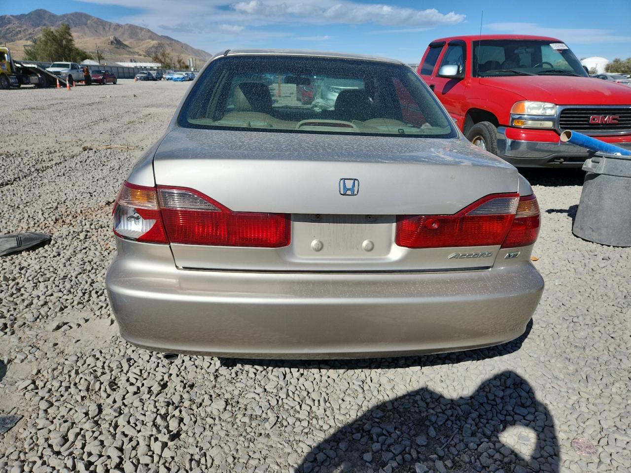 2000 Honda Accord Ex VIN: 1HGCG1656YA012663 Lot: 71738575