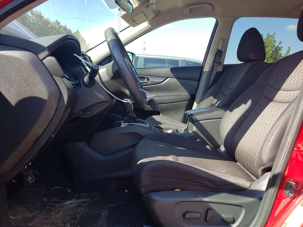 2017 Nissan Rogue S VIN: 5N1AT2MT9HC866913 Lot: 84031915