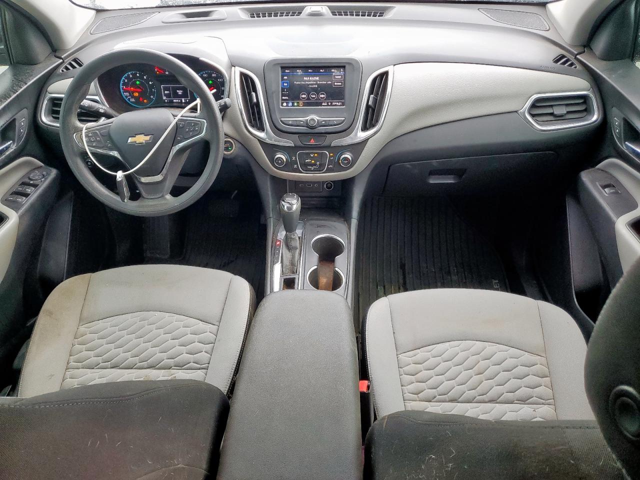 2020 Chevrolet Equinox Ls VIN: 3GNAXHEV8LS586390 Lot: 82062445