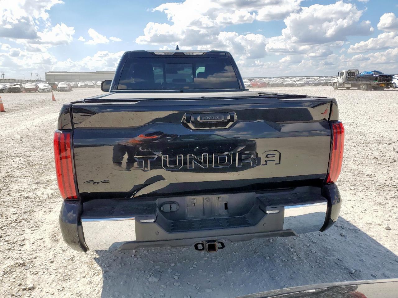 2022 Toyota Tundra Double Cab Sr VIN: 5TFLA5DA2NX042985 Lot: 84020565