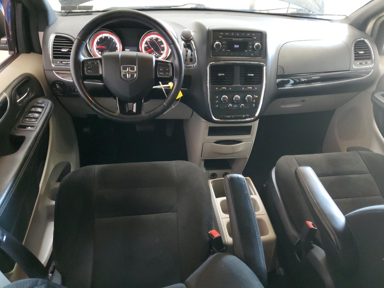 2016 Dodge Grand Caravan Se VIN: 2C4RDGBG4GR196734 Lot: 71220555